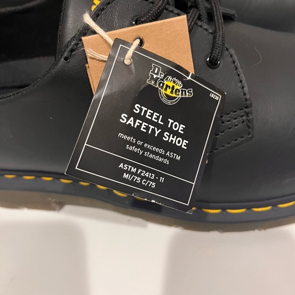 Dr Martens 1461 Steel Toe, Industrial, slip resistant - Picture 3 of 9